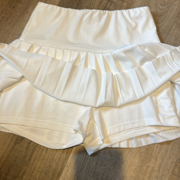 3 Bundle Tennis skirts - Picture 9 of 10